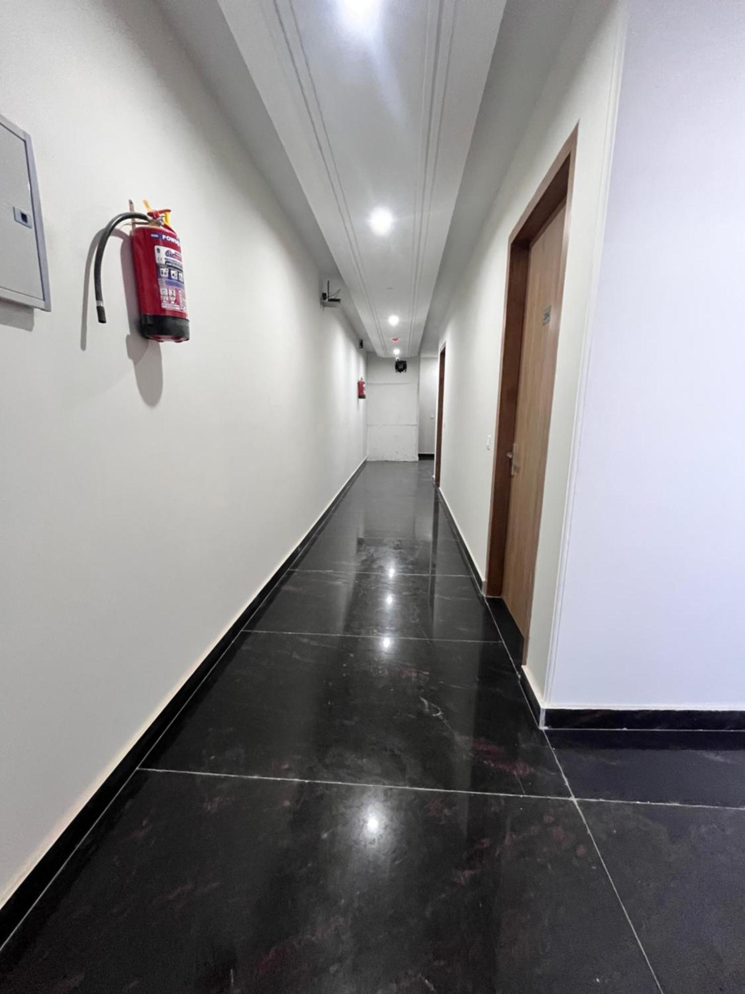 Hotel The Rise At Delhi Airport New Delhi