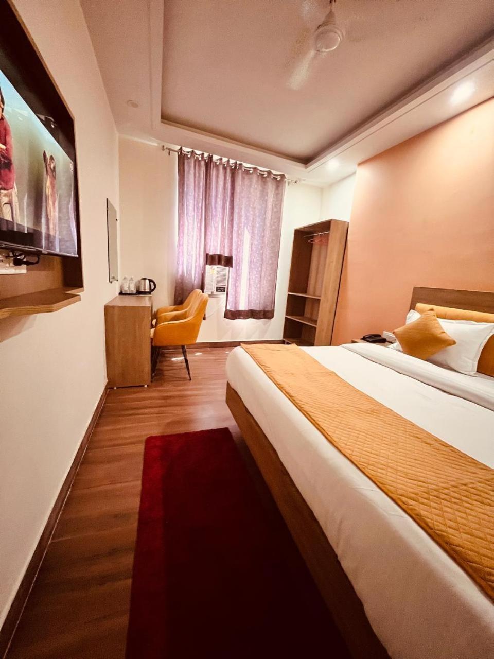 The Rise At Delhi Airport Hotel 3*