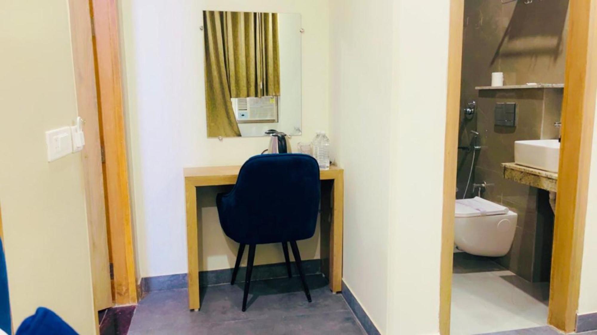 The Rise At Delhi Airport Hotel